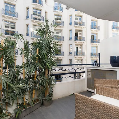 Le Grain D'or Yourhosthelper *